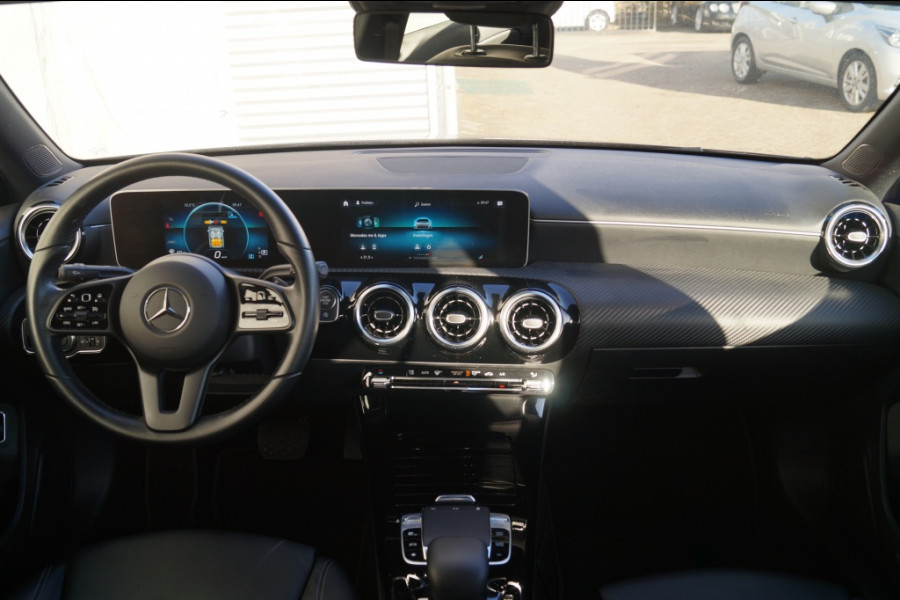 Mercedes-Benz A-Klasse 180d Automaat Business Solution -ECC-NAVI-DAB-CAM-