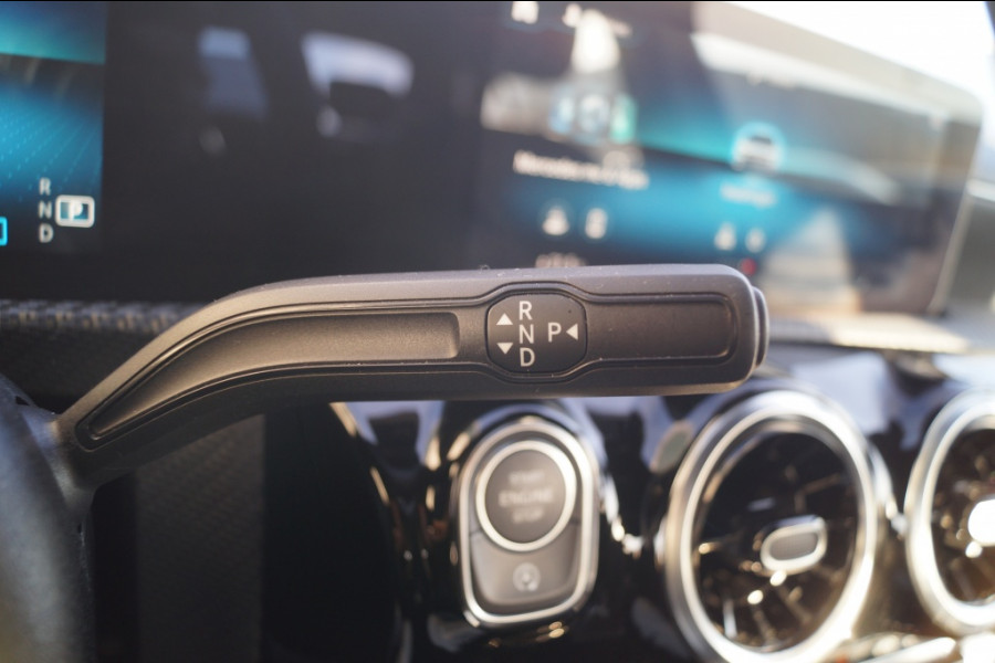 Mercedes-Benz A-Klasse 180d Automaat Business Solution -ECC-NAVI-DAB-CAM-