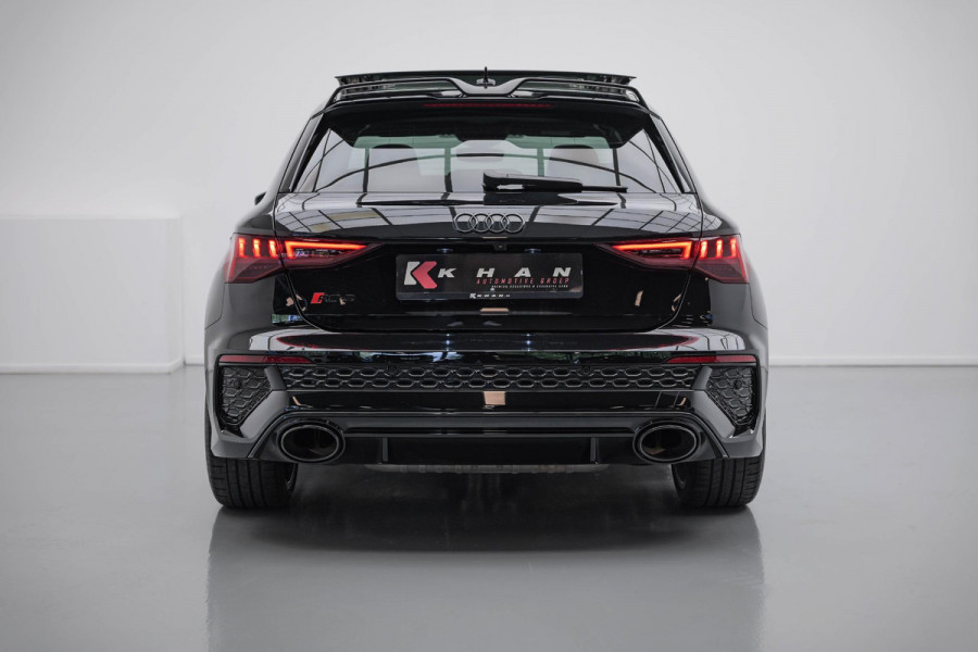 Audi RS3 Sportback 2.5 TFSI quattro |Keramisch|Pano|B&O|Dodehoek|HUD|