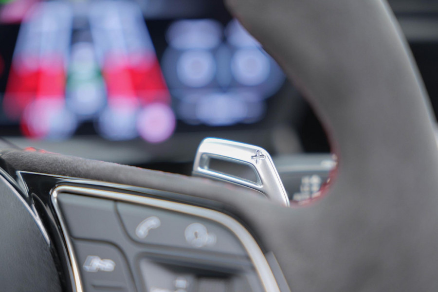 Audi RS3 Sportback 2.5 TFSI quattro |Keramisch|Pano|B&O|Dodehoek|HUD|