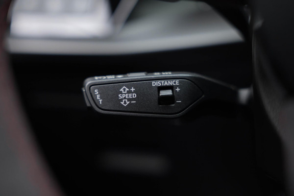 Audi RS3 Sportback 2.5 TFSI quattro |Keramisch|Pano|B&O|Dodehoek|HUD|