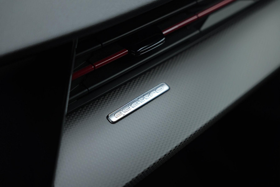 Audi RS3 Sportback 2.5 TFSI quattro |Keramisch|Pano|B&O|Dodehoek|HUD|