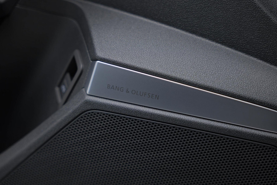 Audi RS3 Sportback 2.5 TFSI quattro |Keramisch|Pano|B&O|Dodehoek|HUD|