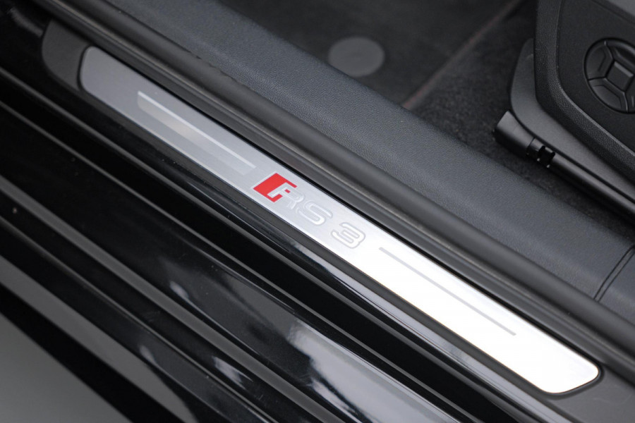 Audi RS3 Sportback 2.5 TFSI quattro |Keramisch|Pano|B&O|Dodehoek|HUD|