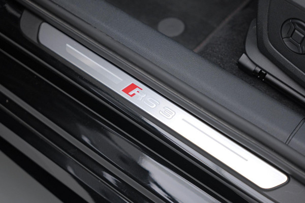 Audi RS3 Sportback 2.5 TFSI quattro |Keramisch|Pano|B&O|Dodehoek|HUD|
