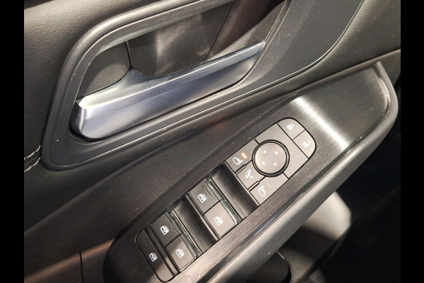 Nissan QASHQAI 1.3 MHEV Acenta Nissan QASHQAI 1.3 MHEV Acenta