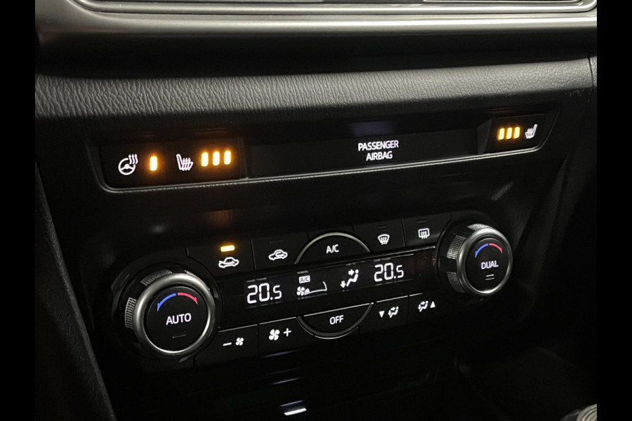 Mazda 3 2.0 SkyActiv-G 120 SkyLease GT Camera | Cruise-/Climate control | Head-up | Stuur-/Stoelverwarming | Navigatie Mazda 3 2.0 SkyActiv-G 120 SkyLease GT Camera | Cruise-/Climate control | Head-up | Stuur-/Stoelverwarming | Navigatie