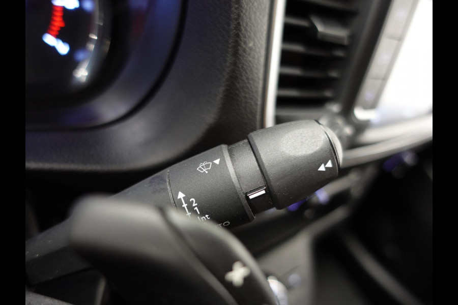 Peugeot Expert 145PK Automaat L3 Trekhaak Navigatie parkeersensoren Airco 3 zits cruise control Peugeot Expert 145PK Automaat L3 Trekhaak Navigatie parkeersensoren Airco 3 zits cruise control