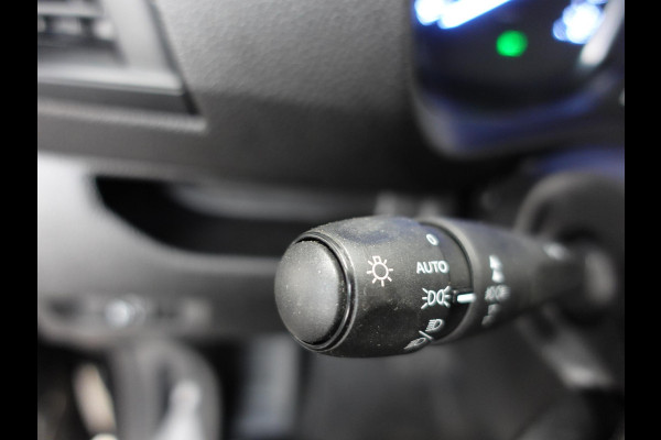 Peugeot Expert 145PK Automaat L3 Trekhaak Navigatie parkeersensoren Airco 3 zits cruise control Peugeot Expert 145PK Automaat L3 Trekhaak Navigatie parkeersensoren Airco 3 zits cruise control