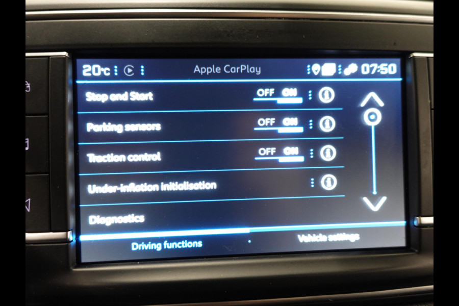 Peugeot Expert 145PK Automaat L3 Trekhaak Navigatie parkeersensoren Airco 3 zits cruise control Peugeot Expert 145PK Automaat L3 Trekhaak Navigatie parkeersensoren Airco 3 zits cruise control