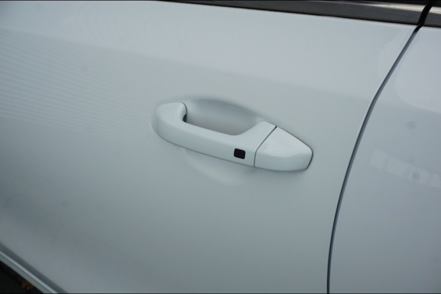 Kia Ceed Sportswagon 140PK PHEV DynamicLine CARPLAY | CLIMA | WINTERPACK | CRUISE!