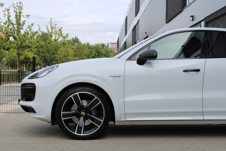Porsche Cayenne Coupé 3.0 E-Hybrid Platinum Edition | PANO | HUD | 360 | SPORT DESIGN | LUCHTVERING | ELEK.TREKHAAK | Porsche Cayenne Coupé 3.0 E-Hybrid Platinum Edition | PANO | HUD | 360 | SPORT DESIGN | LUCHTVERING | ELEK.TREKHAAK |