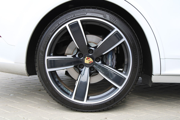 Porsche Cayenne Coupé 3.0 E-Hybrid Platinum Edition | PANO | HUD | 360 | SPORT DESIGN | LUCHTVERING | ELEK.TREKHAAK | Porsche Cayenne Coupé 3.0 E-Hybrid Platinum Edition | PANO | HUD | 360 | SPORT DESIGN | LUCHTVERING | ELEK.TREKHAAK |