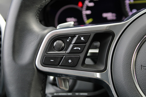 Porsche Cayenne Coupé 3.0 E-Hybrid Platinum Edition | PANO | HUD | 360 | SPORT DESIGN | LUCHTVERING | ELEK.TREKHAAK | Porsche Cayenne Coupé 3.0 E-Hybrid Platinum Edition | PANO | HUD | 360 | SPORT DESIGN | LUCHTVERING | ELEK.TREKHAAK |