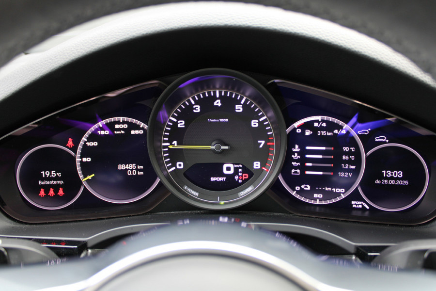 Porsche Cayenne Coupé 3.0 E-Hybrid Platinum Edition | PANO | HUD | 360 | SPORT DESIGN | LUCHTVERING | ELEK.TREKHAAK | Porsche Cayenne Coupé 3.0 E-Hybrid Platinum Edition | PANO | HUD | 360 | SPORT DESIGN | LUCHTVERING | ELEK.TREKHAAK |