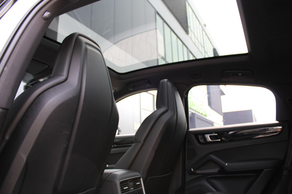 Porsche Cayenne Coupé 3.0 E-Hybrid Platinum Edition | PANO | HUD | 360 | SPORT DESIGN | LUCHTVERING | ELEK.TREKHAAK | Porsche Cayenne Coupé 3.0 E-Hybrid Platinum Edition | PANO | HUD | 360 | SPORT DESIGN | LUCHTVERING | ELEK.TREKHAAK |