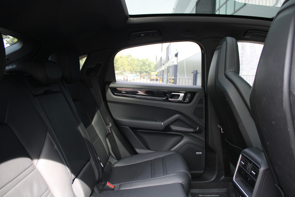 Porsche Cayenne Coupé 3.0 E-Hybrid Platinum Edition | PANO | HUD | 360 | SPORT DESIGN | LUCHTVERING | ELEK.TREKHAAK | Porsche Cayenne Coupé 3.0 E-Hybrid Platinum Edition | PANO | HUD | 360 | SPORT DESIGN | LUCHTVERING | ELEK.TREKHAAK |