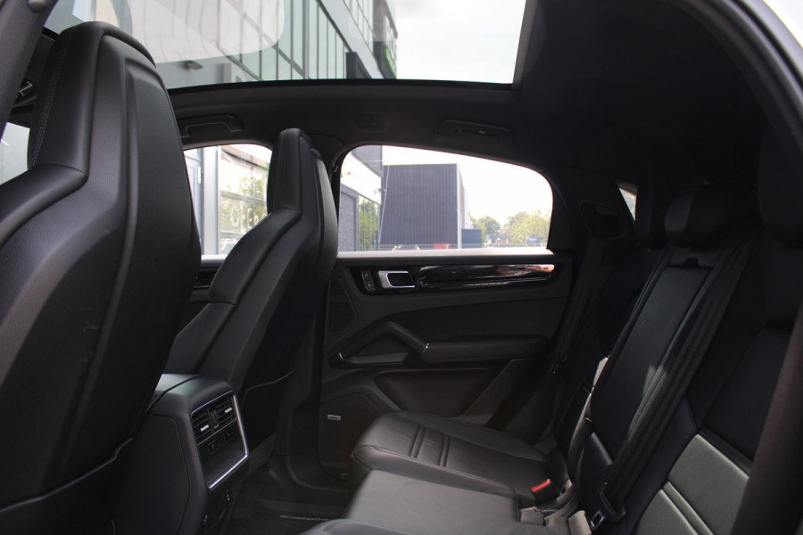 Porsche Cayenne Coupé 3.0 E-Hybrid Platinum Edition | PANO | HUD | 360 | SPORT DESIGN | LUCHTVERING | ELEK.TREKHAAK | Porsche Cayenne Coupé 3.0 E-Hybrid Platinum Edition | PANO | HUD | 360 | SPORT DESIGN | LUCHTVERING | ELEK.TREKHAAK |