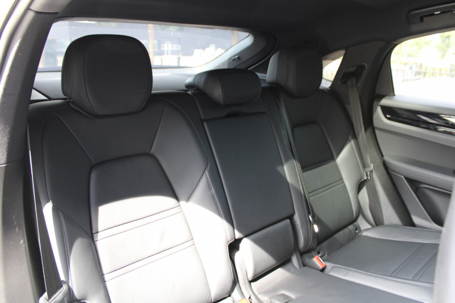 Porsche Cayenne Coupé 3.0 E-Hybrid Platinum Edition | PANO | HUD | 360 | SPORT DESIGN | LUCHTVERING | ELEK.TREKHAAK | Porsche Cayenne Coupé 3.0 E-Hybrid Platinum Edition | PANO | HUD | 360 | SPORT DESIGN | LUCHTVERING | ELEK.TREKHAAK |