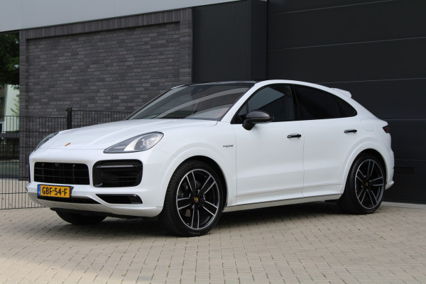 Porsche Cayenne Coupé 3.0 E-Hybrid Platinum Edition | PANO | HUD | 360 | SPORT DESIGN | LUCHTVERING | ELEK.TREKHAAK | Porsche Cayenne Coupé 3.0 E-Hybrid Platinum Edition | PANO | HUD | 360 | SPORT DESIGN | LUCHTVERING | ELEK.TREKHAAK |
