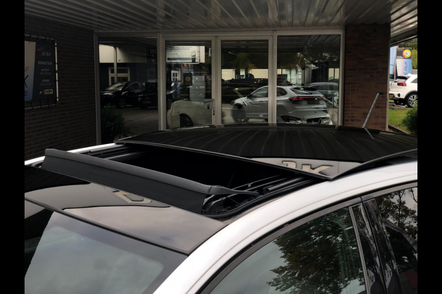 Volkswagen Taigo 1.5 TSI R-Line | Pano, Virt. Cockp., ACC, Camera, Stoelverw., Carplay/Android, Climate | Dealeronderhouden | NAP