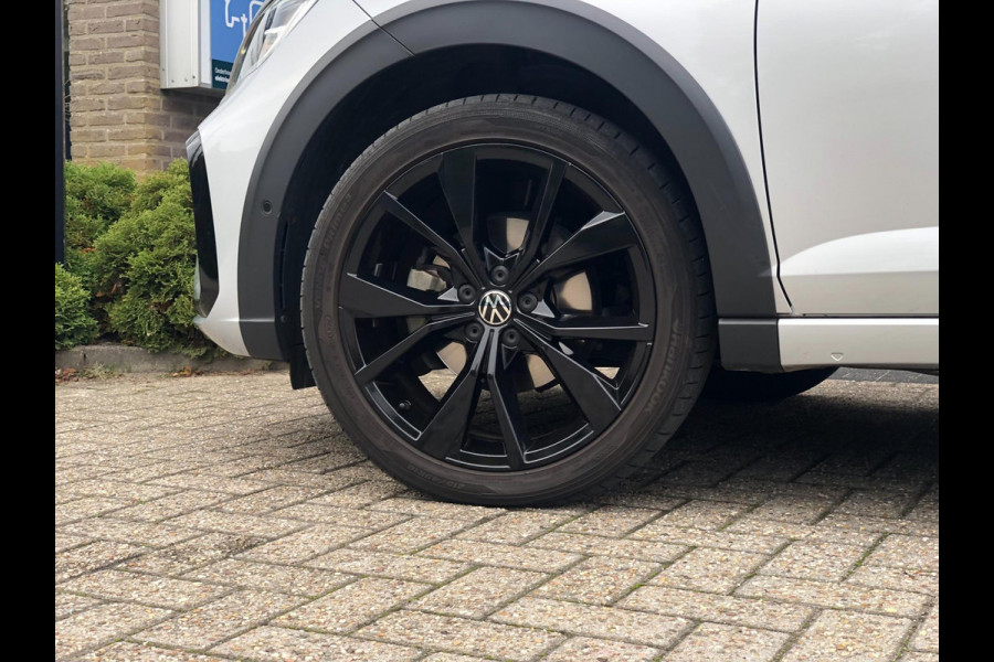 Volkswagen Taigo 1.5 TSI R-Line | Pano, Virt. Cockp., ACC, Camera, Stoelverw., Carplay/Android, Climate | Dealeronderhouden | NAP