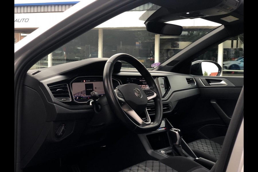 Volkswagen Taigo 1.5 TSI R-Line | Pano, Virt. Cockp., ACC, Camera, Stoelverw., Carplay/Android, Climate | Dealeronderhouden | NAP