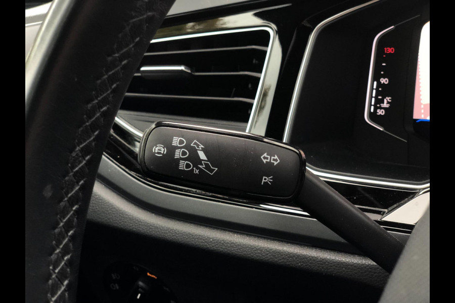 Volkswagen Taigo 1.5 TSI R-Line | Pano, Virt. Cockp., ACC, Camera, Stoelverw., Carplay/Android, Climate | Dealeronderhouden | NAP