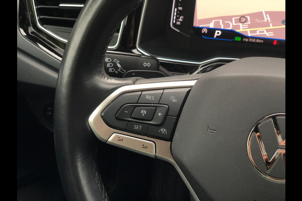 Volkswagen Taigo 1.5 TSI R-Line | Pano, Virt. Cockp., ACC, Camera, Stoelverw., Carplay/Android, Climate | Dealeronderhouden | NAP