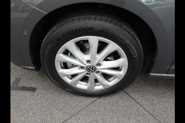 Volkswagen Caddy Cargo Maxi 2.0 TDI Aut. Style Airco Carplay Adaptive Cruise Control PDC VA Camera Trekhaak 17" LM Velgen Volkswagen Caddy Cargo Maxi 2.0 TDI Aut. Style Airco Carplay Adaptive Cruise Control PDC VA Camera Trekhaak 17" LM Velgen