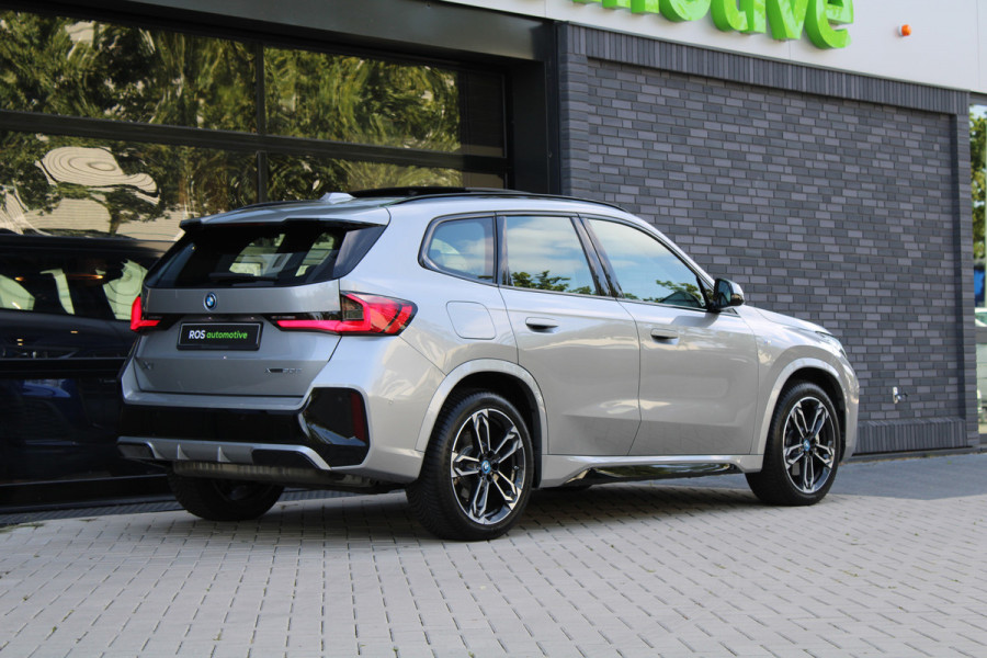 BMW X1 xDrive30e | PANO | M-SPORT | 360 | HUD | KEYLESS | STUURW.VERWARMD | LED | BMW X1 xDrive30e | PANO | M-SPORT | 360 | HUD | KEYLESS | STUURW.VERWARMD | LED |