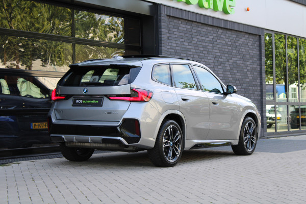 BMW X1 xDrive30e | PANO | M-SPORT | 360 | HUD | KEYLESS | STUURW.VERWARMD | LED | BMW X1 xDrive30e | PANO | M-SPORT | 360 | HUD | KEYLESS | STUURW.VERWARMD | LED |