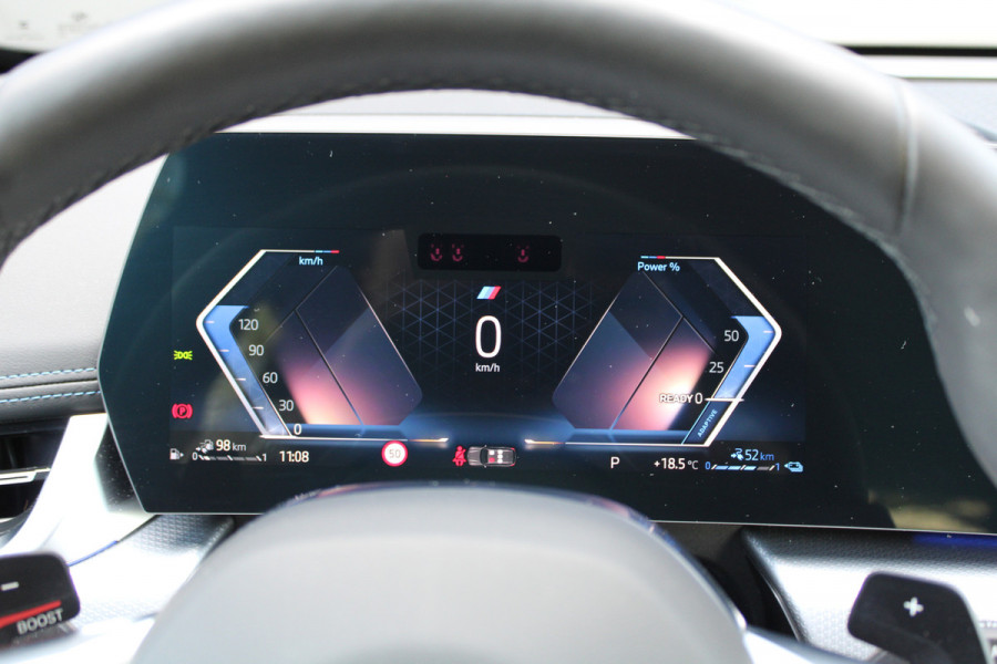 BMW X1 xDrive30e | PANO | M-SPORT | 360 | HUD | KEYLESS | STUURW.VERWARMD | LED | BMW X1 xDrive30e | PANO | M-SPORT | 360 | HUD | KEYLESS | STUURW.VERWARMD | LED |