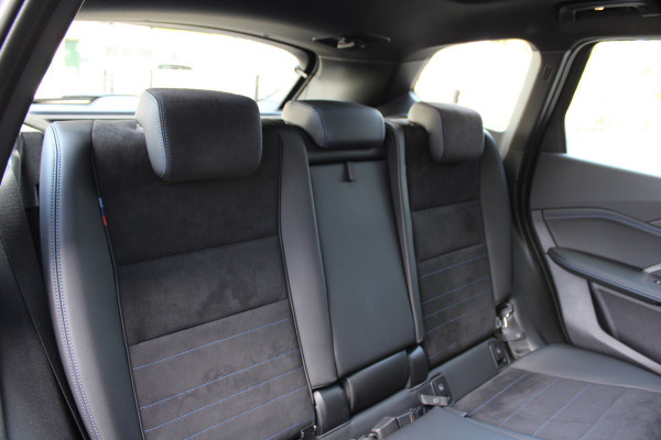 BMW X1 xDrive30e | PANO | M-SPORT | 360 | HUD | KEYLESS | STUURW.VERWARMD | LED | BMW X1 xDrive30e | PANO | M-SPORT | 360 | HUD | KEYLESS | STUURW.VERWARMD | LED |