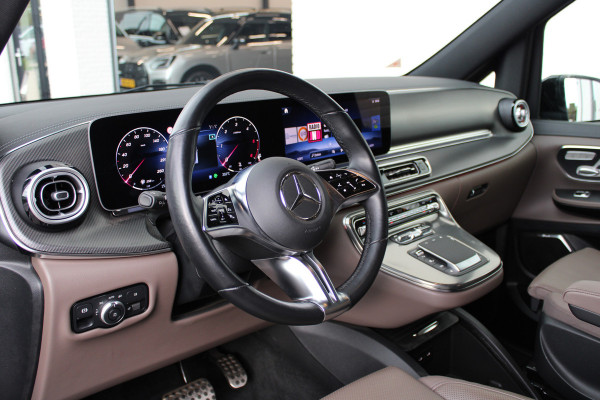 Mercedes-Benz V-Klasse 300d / XXL / 4-matic / DC / AMG / Luchtvering / Elec Stoelen / 360 Cam / Burmester / Vol Opties / NIEUWSTAAT