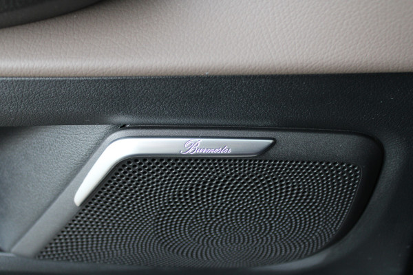 Mercedes-Benz V-Klasse 300d / XXL / 4-matic / DC / AMG / Luchtvering / Elec Stoelen / 360 Cam / Burmester / Vol Opties / NIEUWSTAAT