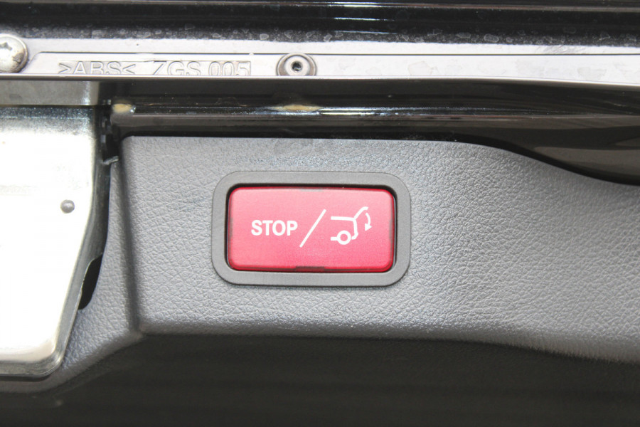 Mercedes-Benz V-Klasse 300d / XXL / 4-matic / DC / AMG / Luchtvering / Elec Stoelen / 360 Cam / Burmester / Vol Opties / NIEUWSTAAT