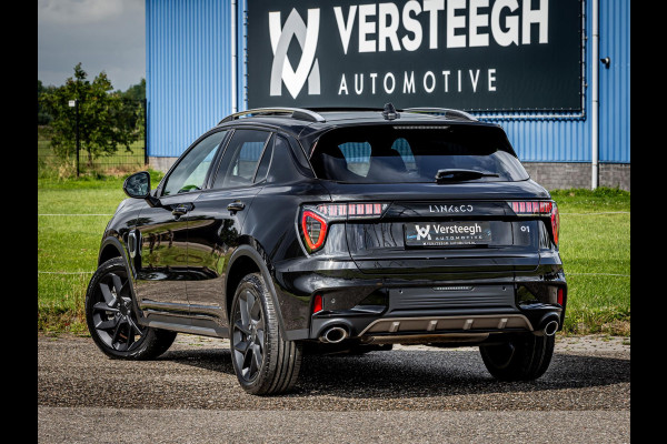 Lynk & Co 01 1.5 Plug-In Hybrid 262pk BLACKED OUT Lynk & Co 01 1.5 Plug-In Hybrid 262pk BLACKED OUT