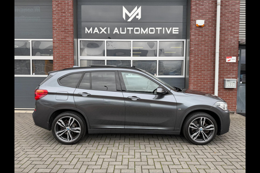 BMW X1 XDrive25i 231PK M-Sport LED Pano Leder Camera HUD H/K BMW X1 XDrive25i 231PK M-Sport LED Pano Leder Camera HUD H/K