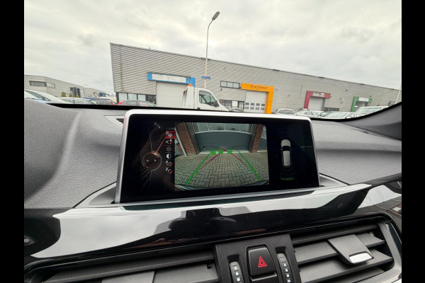 BMW X1 XDrive25i 231PK M-Sport LED Pano Leder Camera HUD H/K BMW X1 XDrive25i 231PK M-Sport LED Pano Leder Camera HUD H/K