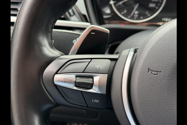 BMW X1 XDrive25i 231PK M-Sport LED Pano Leder Camera HUD H/K BMW X1 XDrive25i 231PK M-Sport LED Pano Leder Camera HUD H/K