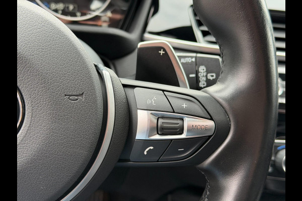 BMW X1 XDrive25i 231PK M-Sport LED Pano Leder Camera HUD H/K BMW X1 XDrive25i 231PK M-Sport LED Pano Leder Camera HUD H/K