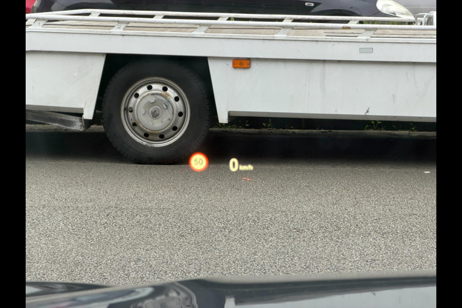 BMW X1 XDrive25i 231PK M-Sport LED Pano Leder Camera HUD H/K BMW X1 XDrive25i 231PK M-Sport LED Pano Leder Camera HUD H/K