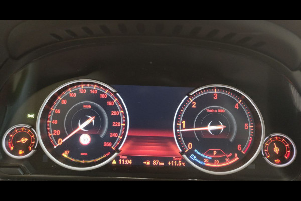 BMW 5 Serie Touring 520d M Sport Edition standkachel | adaptive cruise en led | leer | comfortstoelen BMW 5 Serie Touring 520d M Sport Edition standkachel | adaptive cruise en led | leer | comfortstoelen