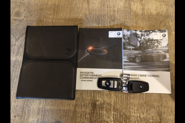 BMW 5 Serie Touring 520d M Sport Edition standkachel | adaptive cruise en led | leer | comfortstoelen BMW 5 Serie Touring 520d M Sport Edition standkachel | adaptive cruise en led | leer | comfortstoelen
