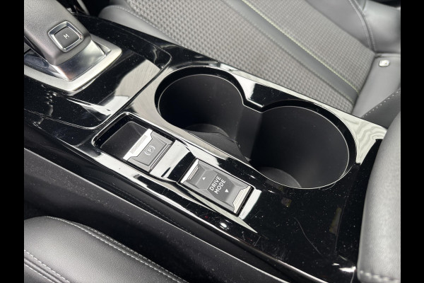 Peugeot 208 *GT-Line*131PK*VIRTUAL*KEYLESS*CAMERA*AUT*CARPLAY* Peugeot 208 *GT-Line*131PK*VIRTUAL*KEYLESS*CAMERA*AUT*CARPLAY*