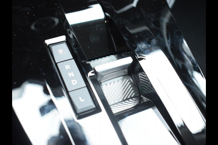 Citroën C3 1.2 Hybrid 110pk Business PARKEERSENSOREN | NAVI & CARPLAY | AIRCO | UIT VOORRAAD LEVERBAAR