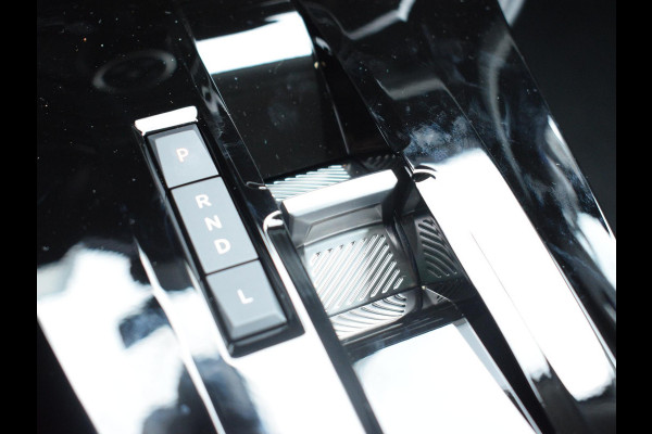 Citroën C3 1.2 Hybrid 110pk Business PARKEERSENSOREN | NAVI & CARPLAY | AIRCO | UIT VOORRAAD LEVERBAAR