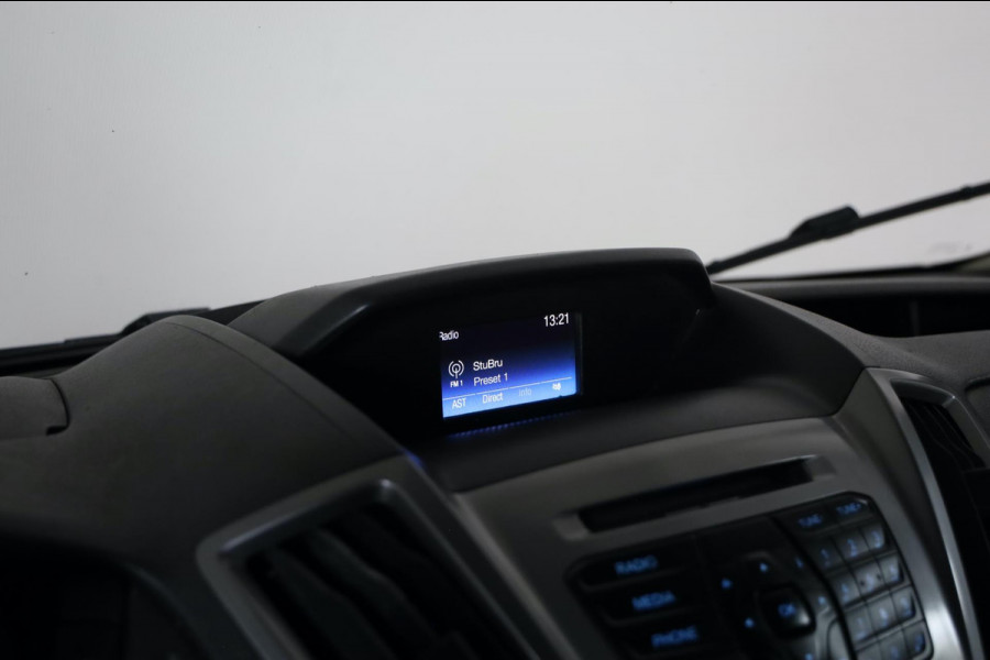 Ford Transit 350 2.0 TDCI L2/H2 Trend AWD 4X4 170PK ZWART AIRCO TREKHAAK CRUISE 12/2018 LEASE V/A € 112,- pm INRUIL MOGELIJK Ford Transit 350 2.0 TDCI L2/H2 Trend AWD 4X4 170PK ZWART AIRCO TREKHAAK CRUISE 12/2018 LEASE V/A € 112,- pm INRUIL MOGELIJK