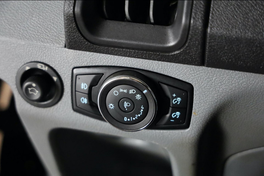 Ford Transit 350 2.0 TDCI L2/H2 Trend AWD 4X4 170PK ZWART AIRCO TREKHAAK CRUISE 12/2018 LEASE V/A € 112,- pm INRUIL MOGELIJK Ford Transit 350 2.0 TDCI L2/H2 Trend AWD 4X4 170PK ZWART AIRCO TREKHAAK CRUISE 12/2018 LEASE V/A € 112,- pm INRUIL MOGELIJK